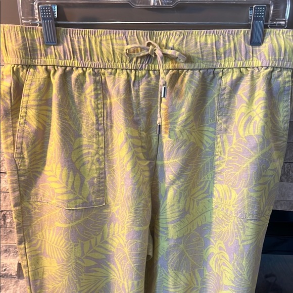 Calvin Klein Relaxed fit drawstring waist pants leaves pattern size Medium - Picture 7 of 13